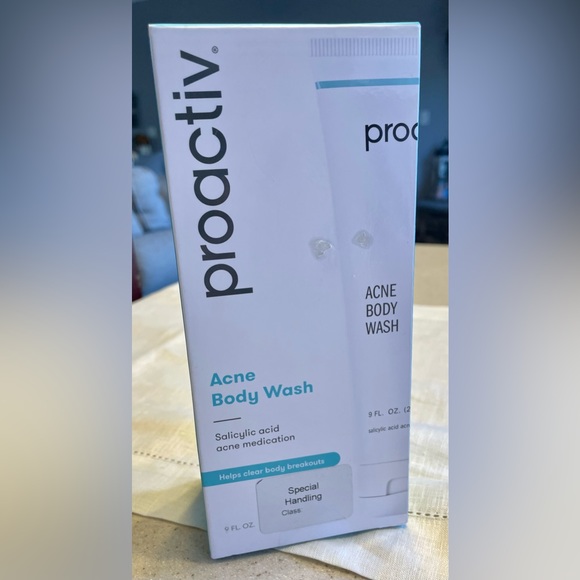 Proactiv Grooming Proactiv Acne Body Wash Exfoliating Body Wash For